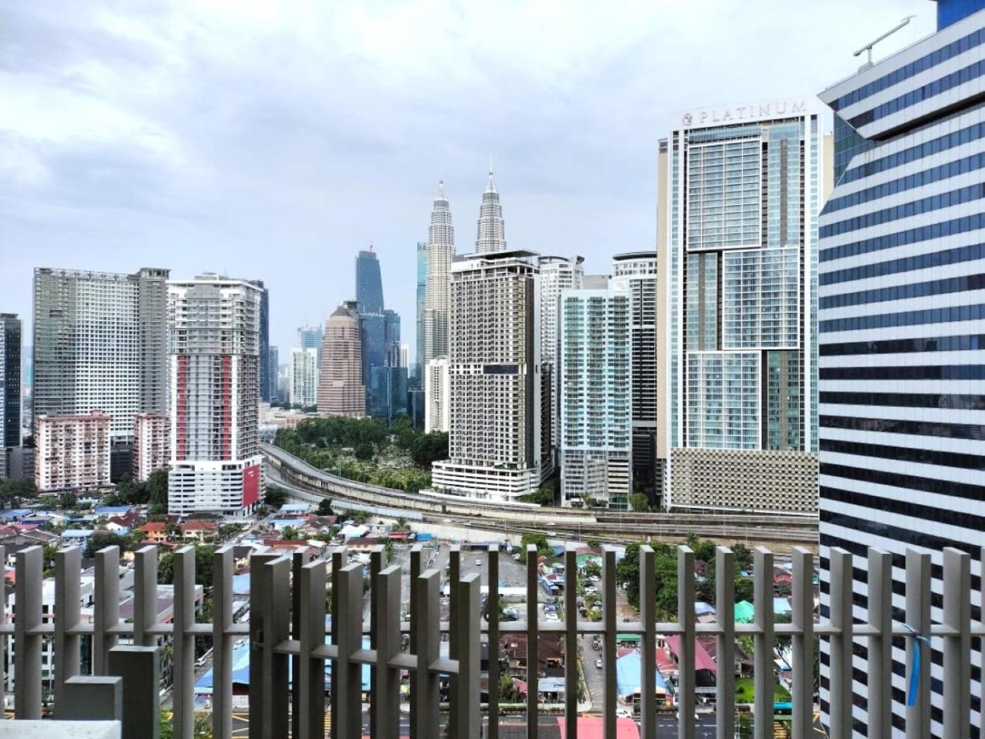 The Luxe Suites Infinitum Klcc Kuala Lumpur Extérieur photo